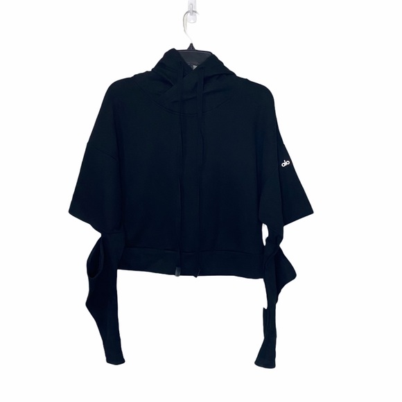 Alo Peak Cutout Sleeve Pullover Crop Hoodie Black - Picture 6 of 9